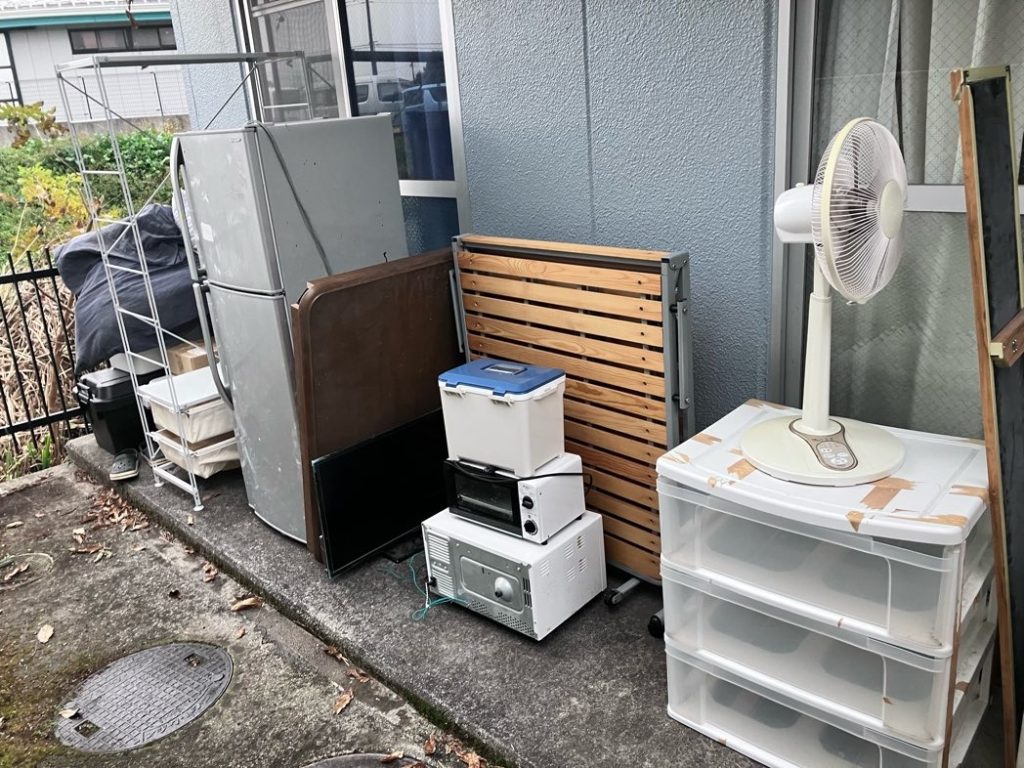沼津市の大型家電を含む粗大ごみ回収事例-ビフォー
