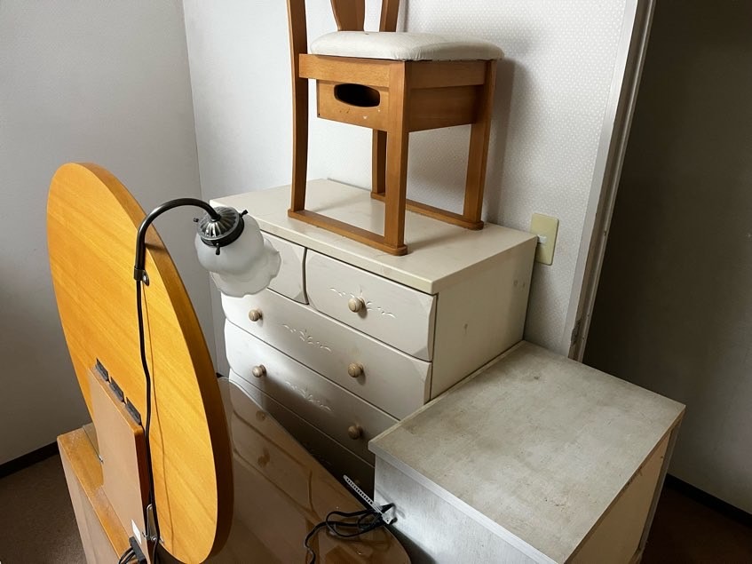 相模原市の遺品整理・家具家電回収事例-ビフォー