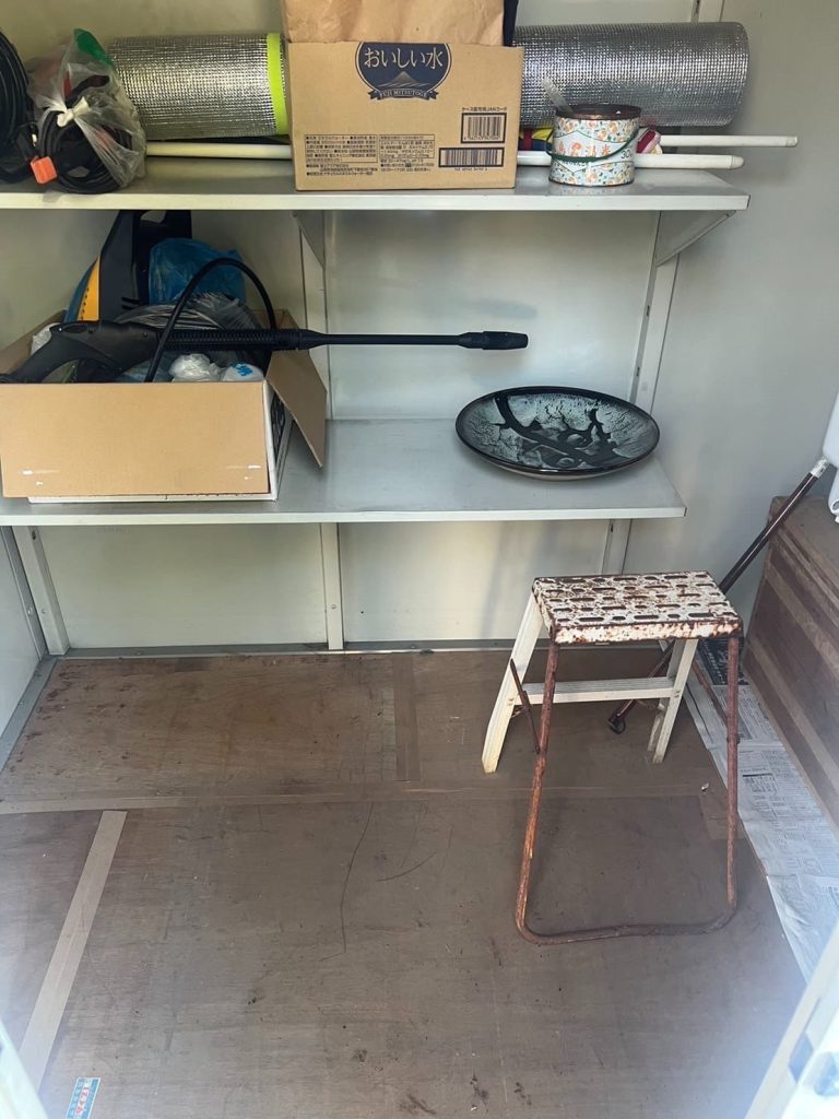 藤沢市の倉庫に保管された家具・家電の不用品回収事例-アフター