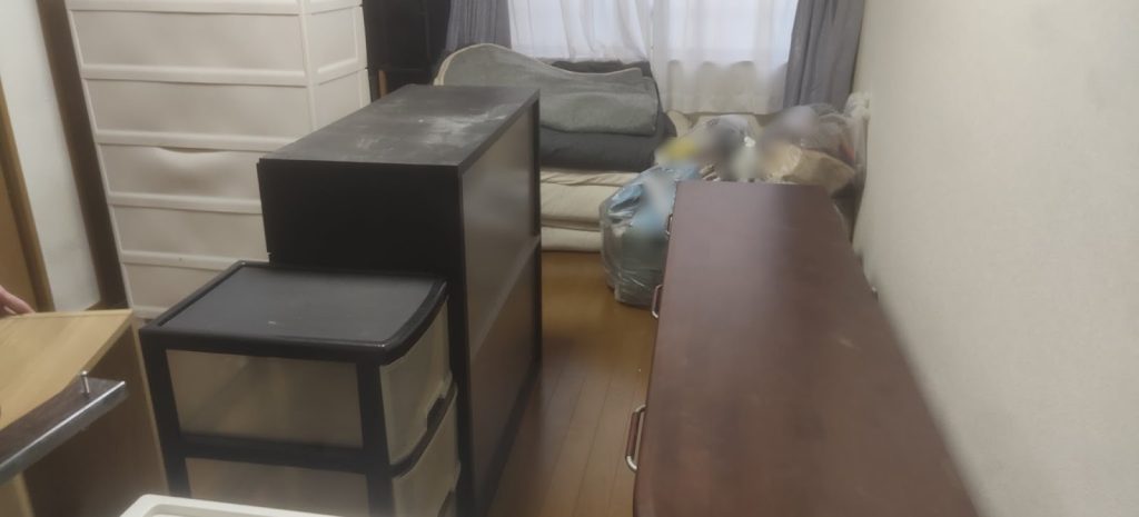 練馬区の引っ越しに伴う大型家具回収事例-ビフォー