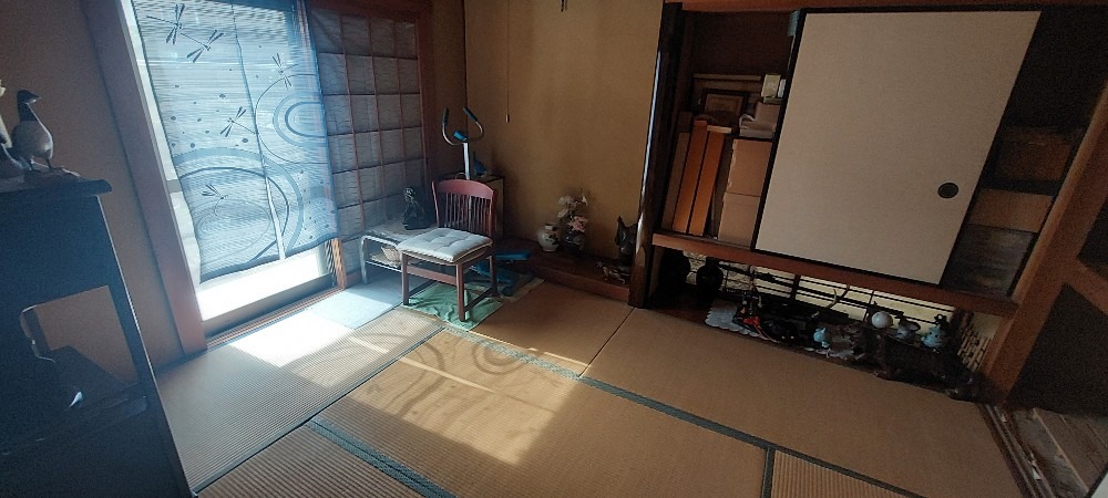 墨田区の遺品整理を兼ねた不用品回収の事例-ビフォー