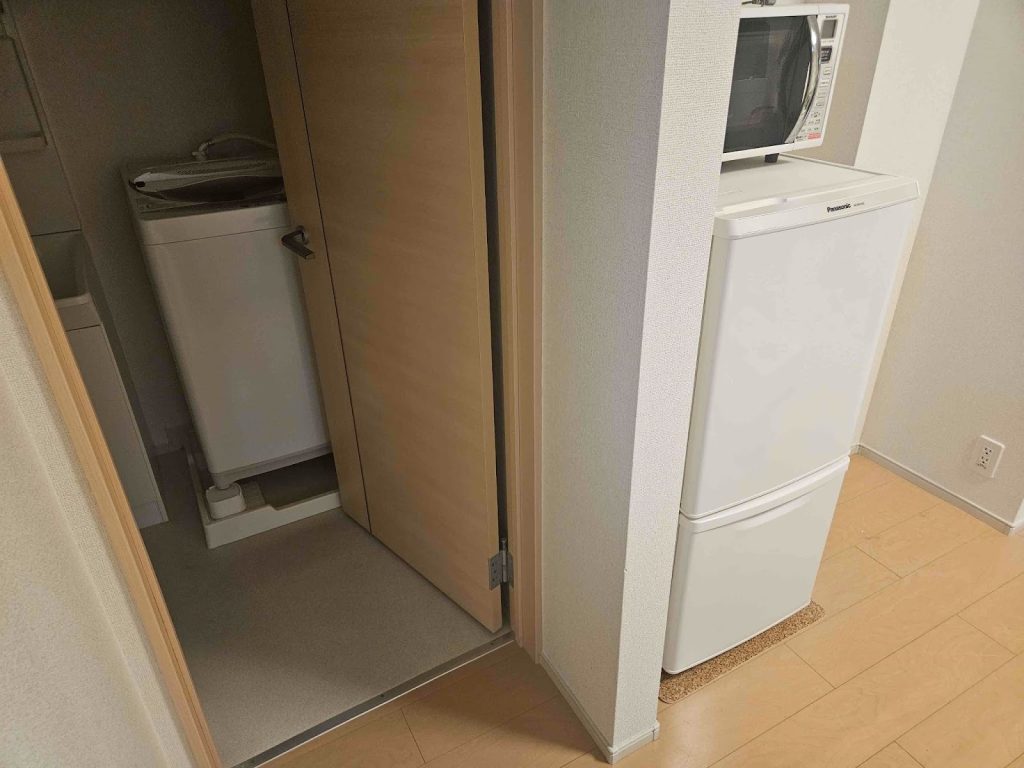 多摩市の引っ越しに伴う大型家電の不用品回収事例-ビフォー