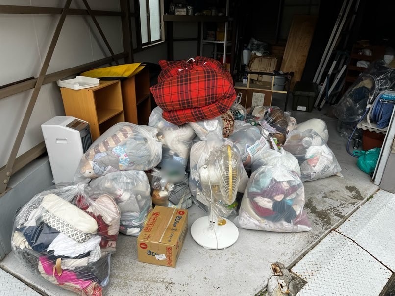 大田区の戸建て住宅でご家族の遺品整理と不用品回収を実施-ビフォー