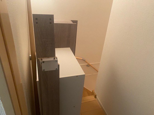 豊川市の木板と棚を短時間で回収した不用品回収事例-ビフォー