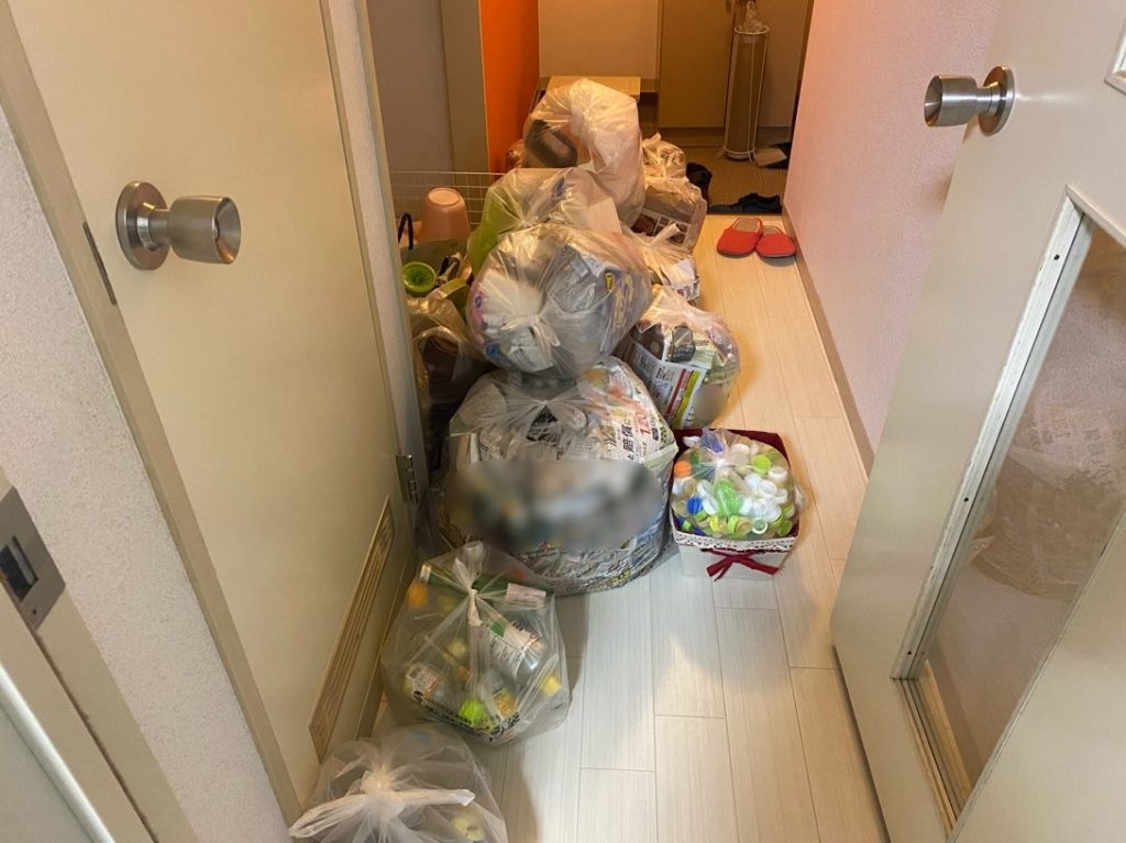 袋井市の資源ごみと混載ごみの仕分け回収事例-ビフォー