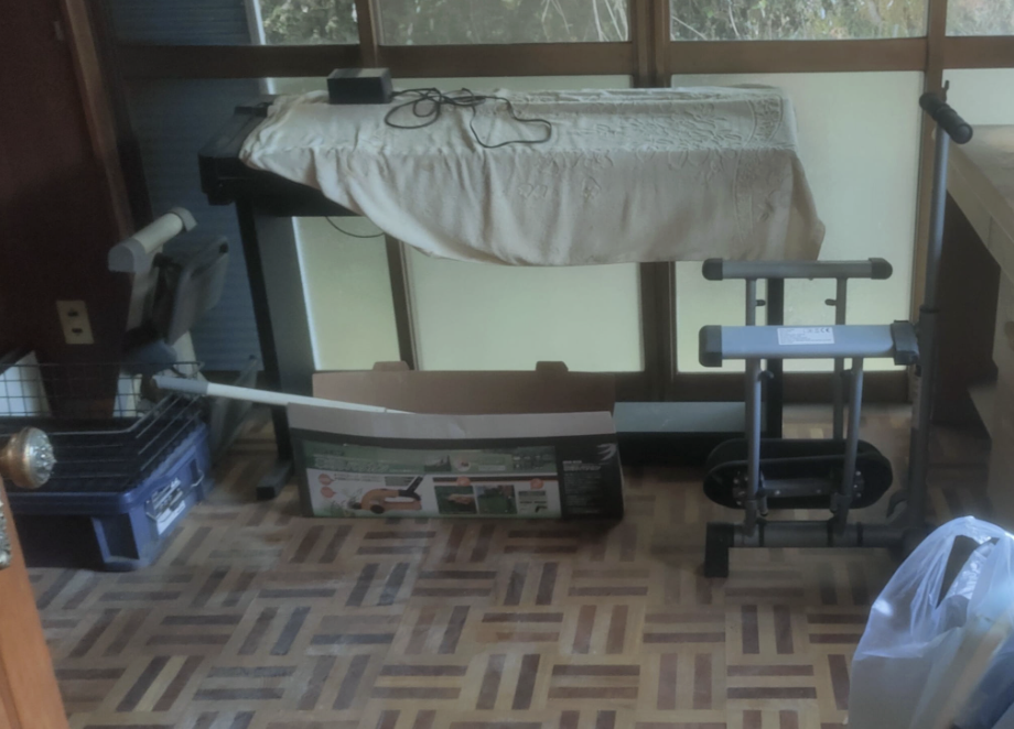 扶桑町の大型不用品を短時間で回収した事例-ビフォー