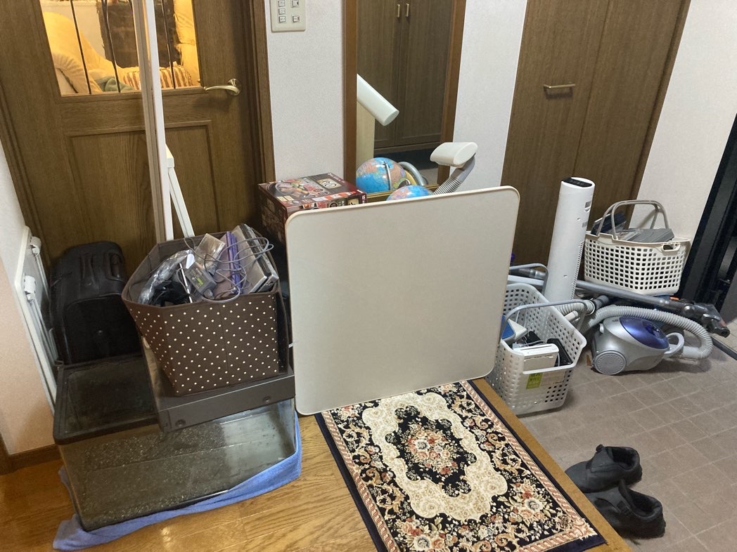 浜松市【粗大ごみ回収】テーブル、調理器具、掃除機、小型家電、混載ゴミ等の作業前